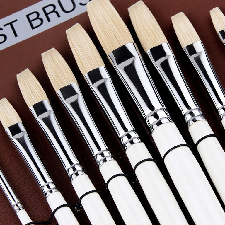 bristle paintbrushes